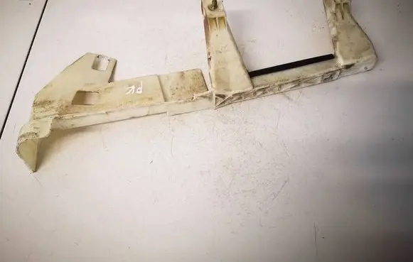 Peugeot 307 Front door glass trim molding 9634457980
