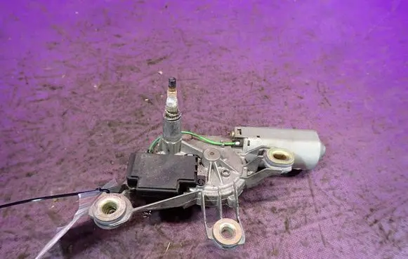 Seat Leon (1M) Rear window wiper motor 1J6955711C