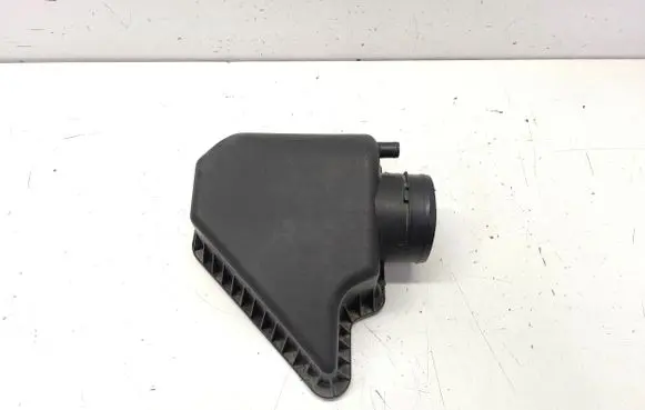 Dodge Grand Caravan Air filter box cover 511358