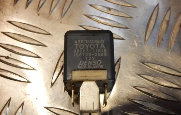 Lexus IS 220D-250-350 Other relay 88263321010 23300