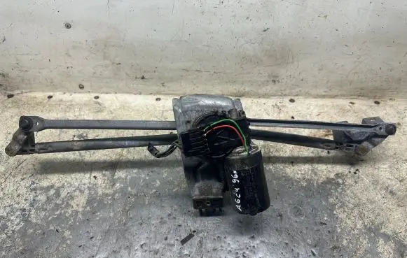 Audi A6 S6 C4 4A Front wiper linkage and motor 4A1955023C