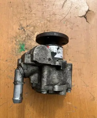 BMW 3 E90 E91 Power steering pump 6779244