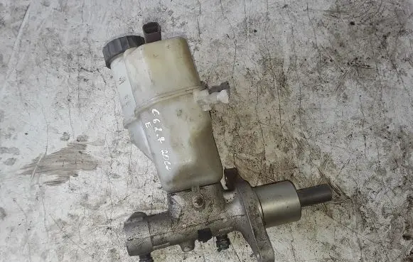 Citroen C6 Master brake cylinder 9646980980