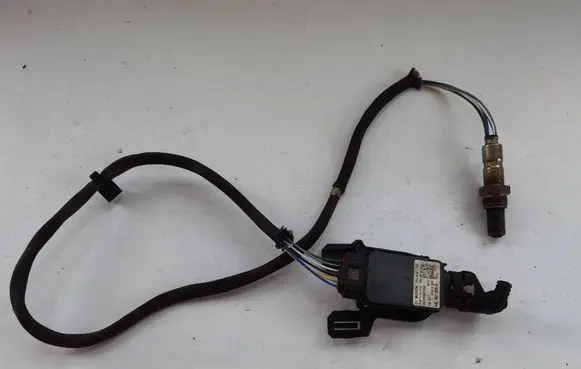 Volkswagen Tiguan Lambda probe sensor 04L907805D 0281006557