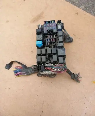 Mazda 6 Fuse module