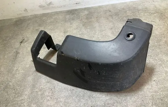 Rear bumper corner part panel trim