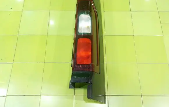 Renault Trafic III (X82) Rear/tail lights XP194