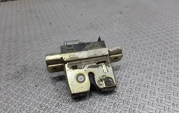 Renault Scenic RX Tailgate/trunk/boot lock/catch/latch