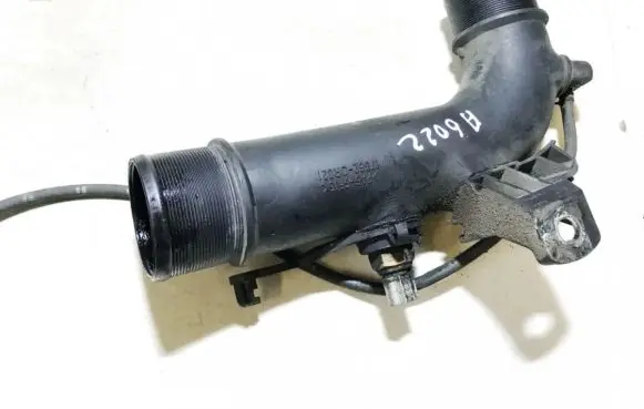 Toyota Auris 150 Intercooler hose/pipe 173620r021 17362-0r021