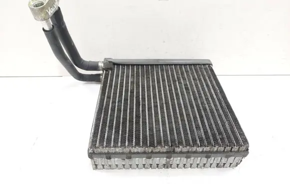 Volvo C30 Air conditioning (A/C) radiator (interior) 1360715