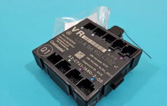 Infiniti Q30 Central body control module A1669004302 IMPRK1470268