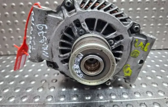 Peugeot 308 Generator/alternator S27624879 V758575180