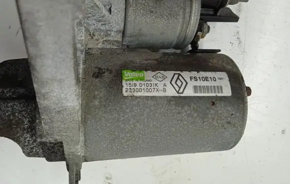 Renault Megane III Starter motor 233001007X
