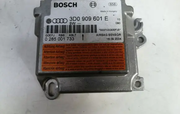 Volkswagen Phaeton Airbag control unit/module 3D0909601E