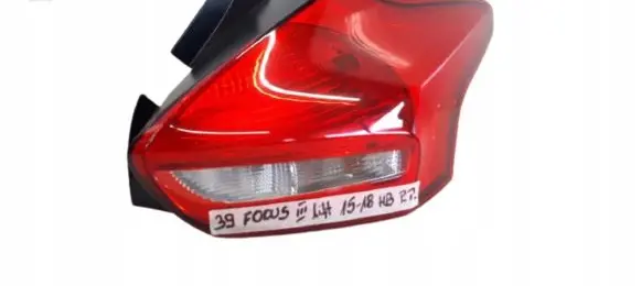 Ford Focus Rear/tail lights F1EB13484BE
