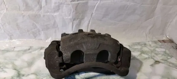 Chevrolet Captiva Front brake caliper