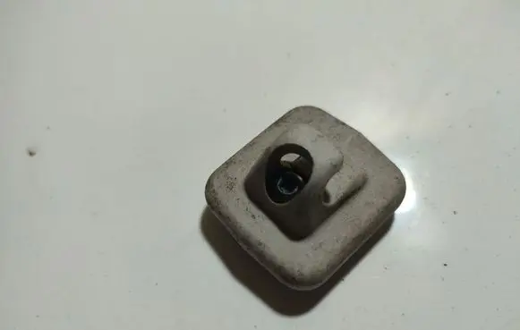 Sun visor clip/hook/bracket