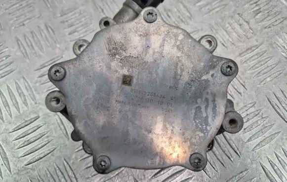 Mercedes-Benz A W176 Vacuum pump A2701801001 01263 010813205434
