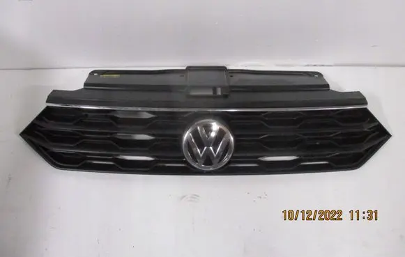 Volkswagen T-Roc Front bumper upper radiator grill 2GA853651