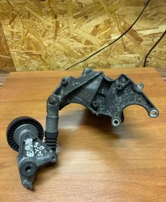 Audi A6 S6 C6 4F Power steering pump mounting bracket 059145169AA