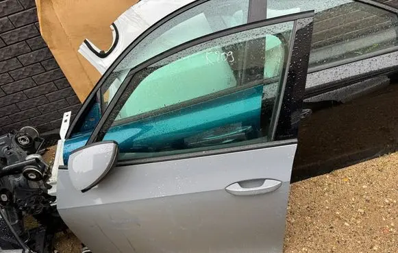 Volkswagen ID.3 Front door CAC