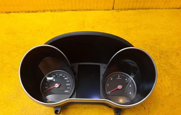 Mercedes-Benz C W205 Speedometer (instrument cluster) A2059002218