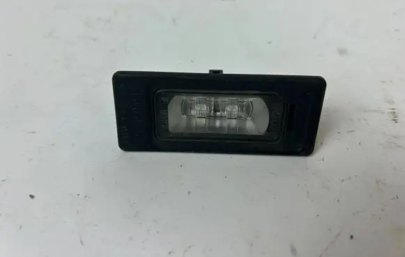Audi A4 S4 B8 8K Number plate light 4G0943021 A046341