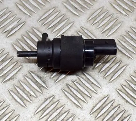 Audi A4 S4 B9 8W Windscreen/windshield washer pump 8K5955647