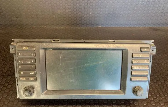 Radio/CD/DVD/GPS head unit