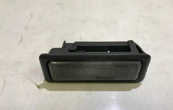 Peugeot 406 Front seat light