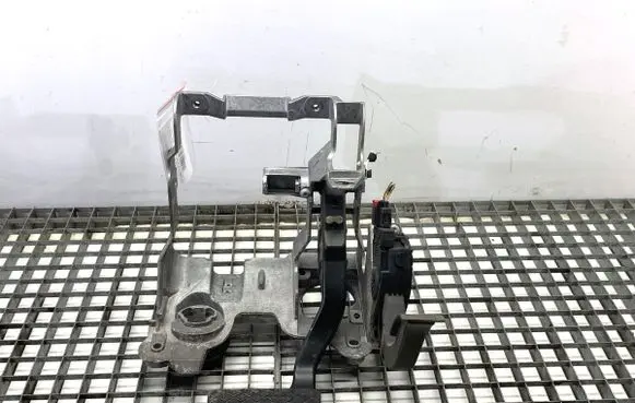 Audi A5 8T 8F Pedal assembly 8K1721117