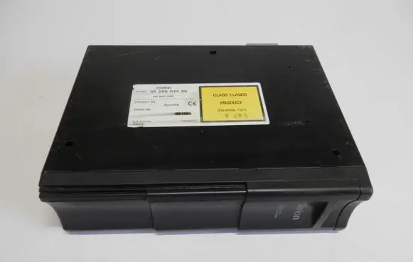 Peugeot 206 CD/DVD changer 9628964480