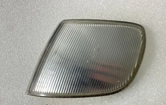Volkswagen PASSAT B4 Front reflector 3A0941067
