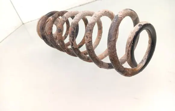 Volkswagen Touran I Rear coil spring 