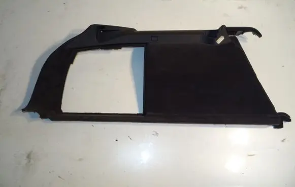 Trunk/boot lower side trim panel