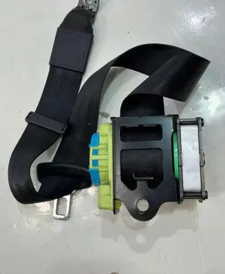 Audi TT TTS Mk2 Front seatbelt 8J7857705