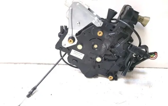 Volkswagen Transporter - Caravelle T5 Sliding door lock 7H0843654BP