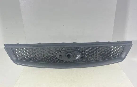 Ford Focus Front bumper upper radiator grill 4M518C436AC 4M518C436