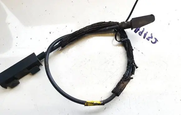 Volkswagen Jetta V Front door cable line 