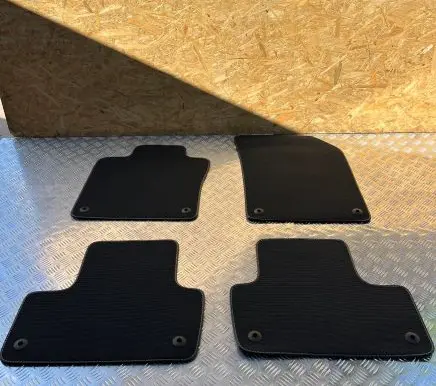 Volvo XC60 Car floor mat set 32241798