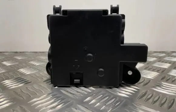 Audi A7 S7 4G Fuse module 4G0937517B