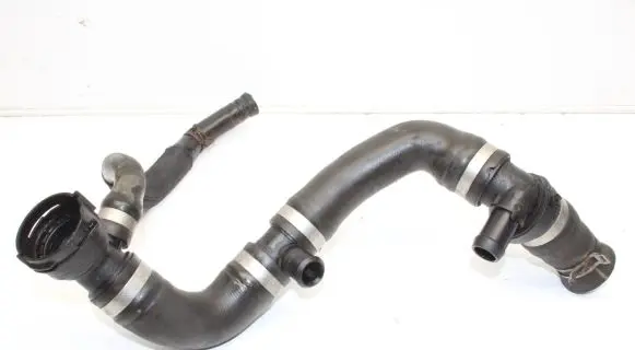 Volvo V60 Engine coolant pipe/hose