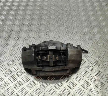 Mercedes-Benz C W205 Front brake caliper A0114219798