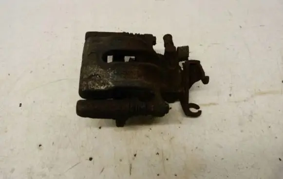 Mitsubishi Space Star Rear brake caliper