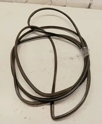 Windshield trim