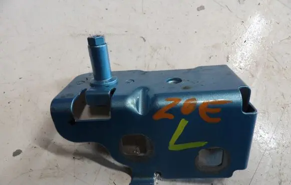 Renault Zoe Side radiator support slam panel 