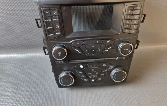 Ford Fusion II Head unit multimedia control DS7T18E245LP