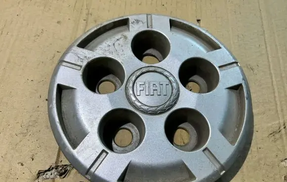 Fiat 500 R16 alloy rim 