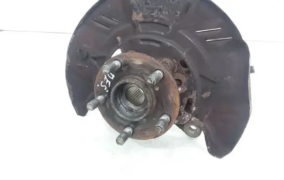 Subaru Impreza III Front wheel hub spindle knuckle