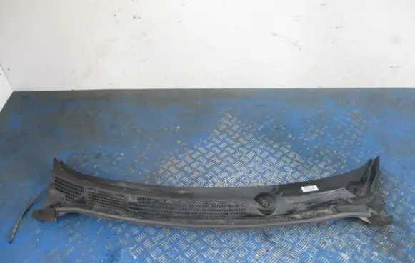 Nissan Qashqai Wiper trim 66862JD900
